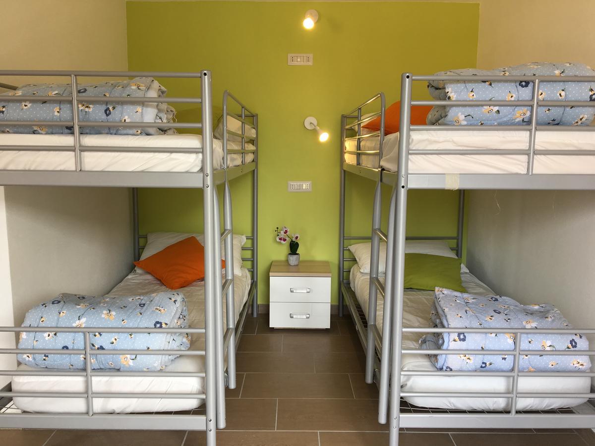 Ostello Casa Emmaus Maccagno Luaran gambar